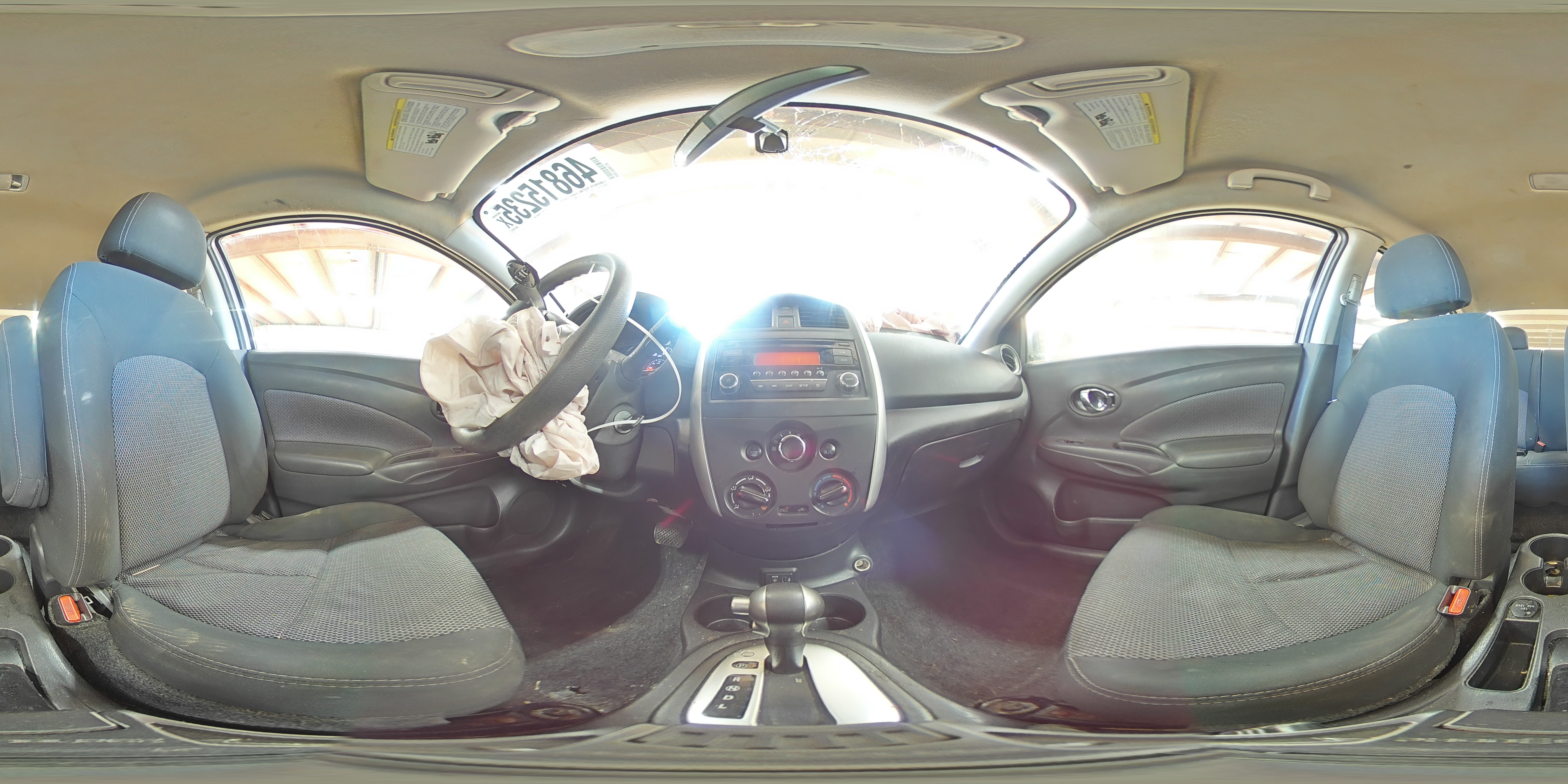 2018 Nissan Versa - Image 12