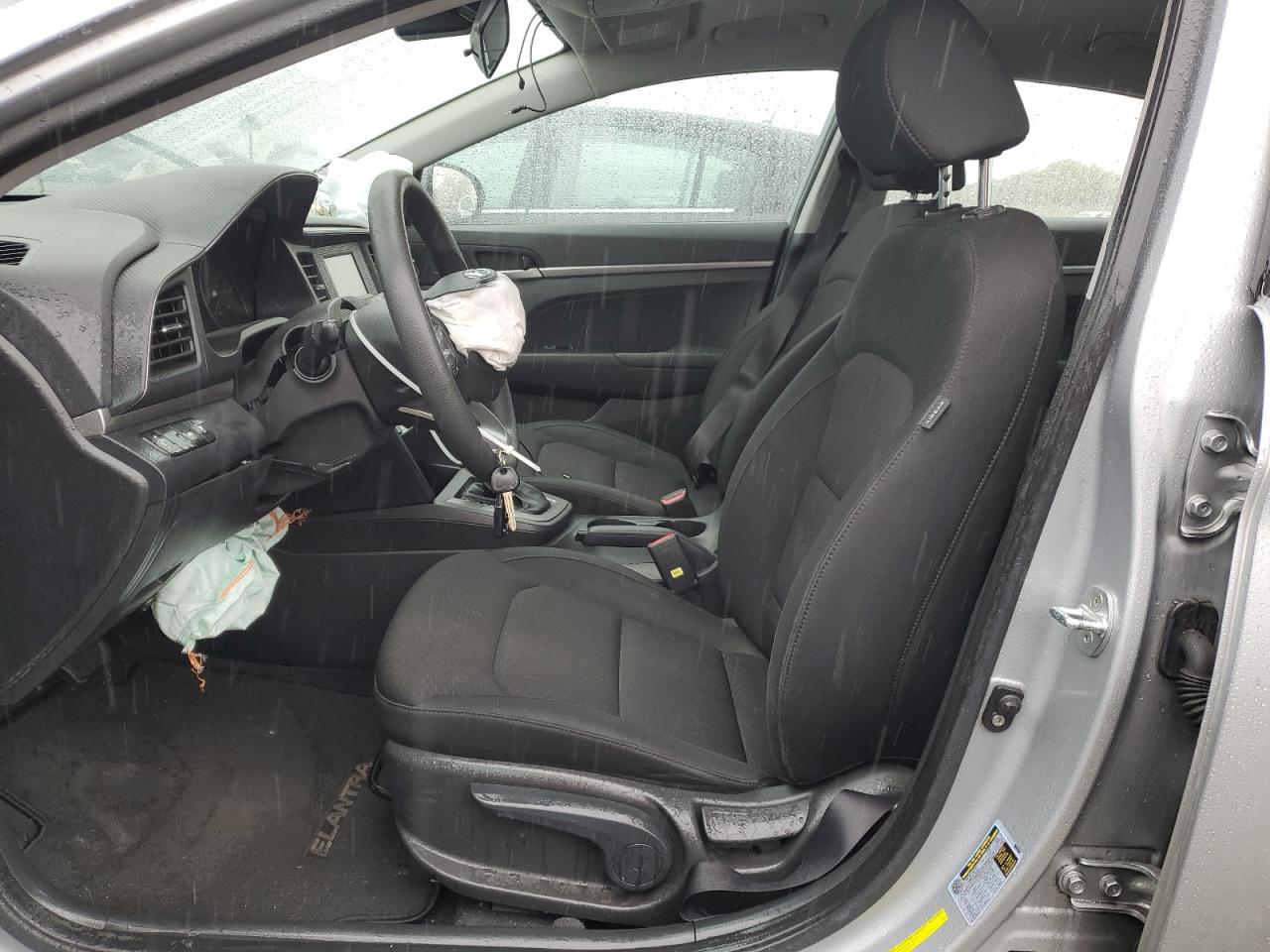 2020 Hyundai Elantra - Image 7