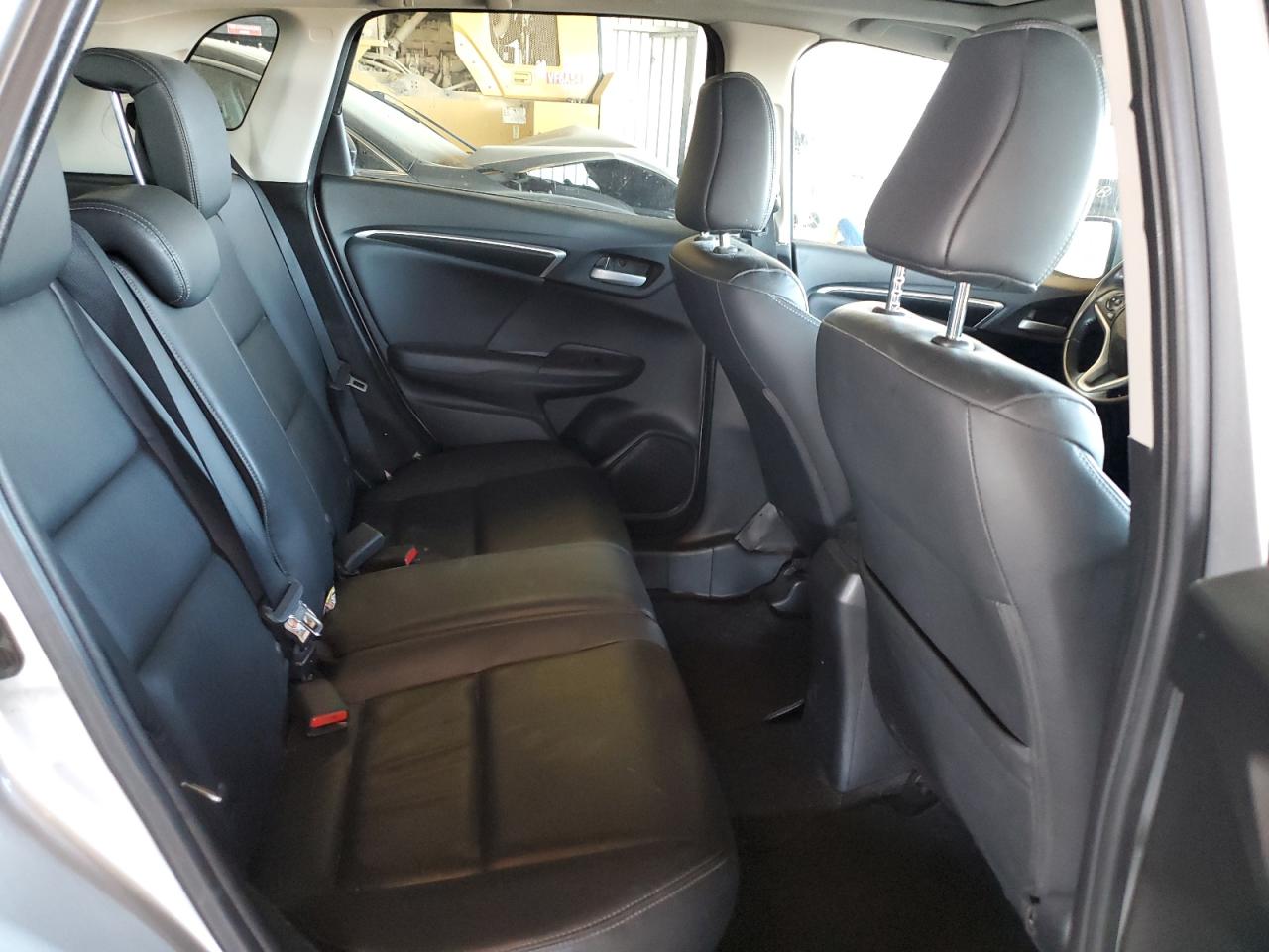 2015 Honda Fit - Image 10
