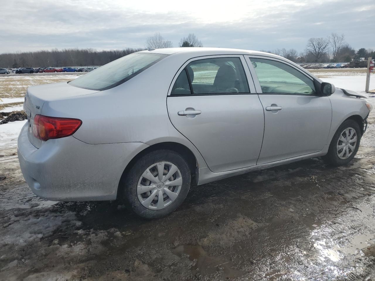 2010 Toyota Corolla - Image 3
