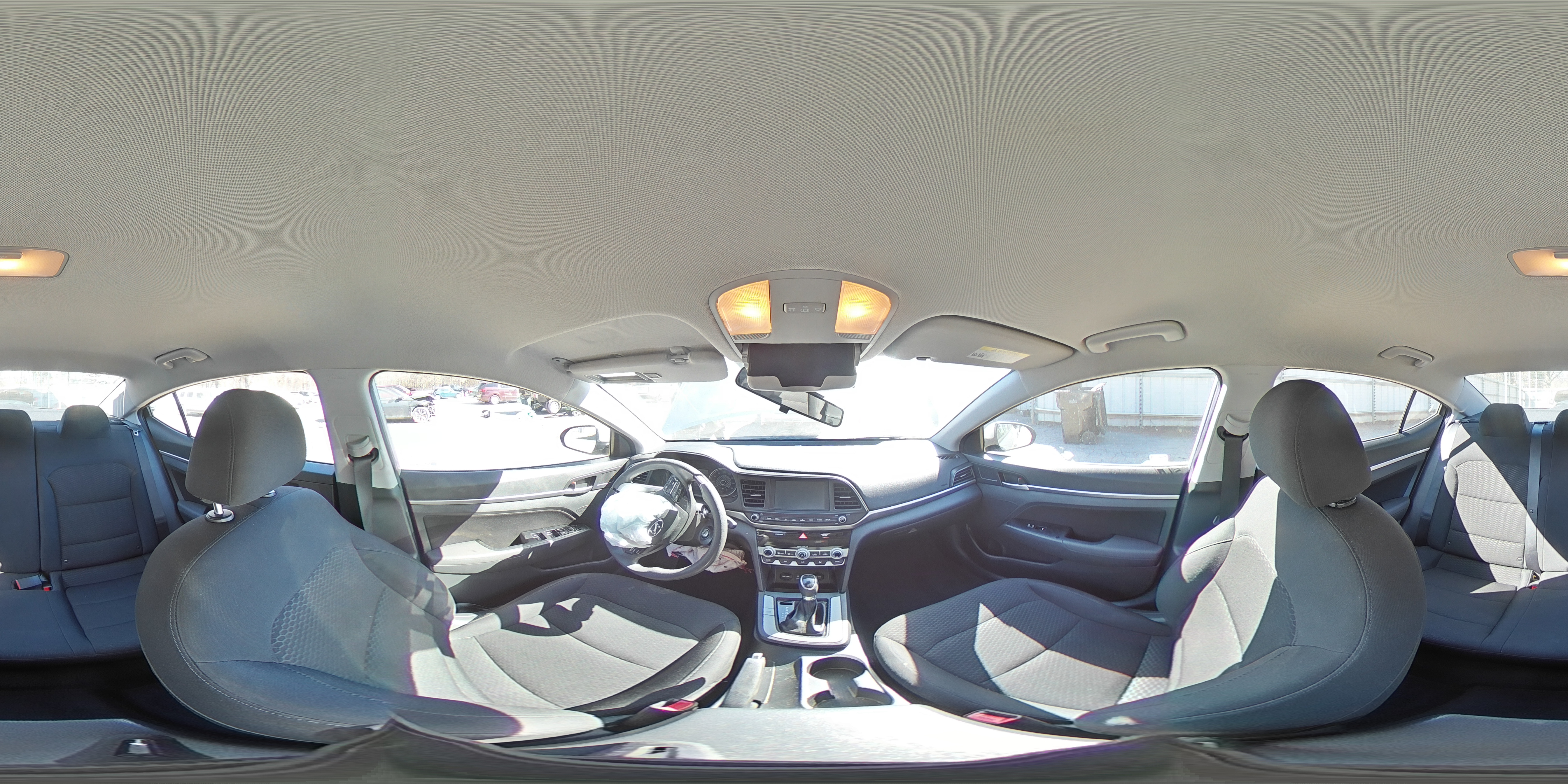 2020 Hyundai Elantra - Image 14