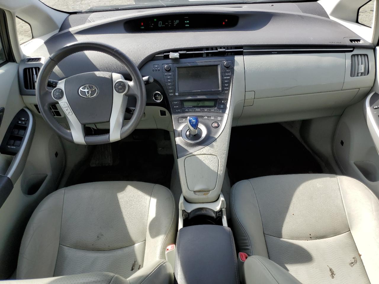2010 Toyota Prius - Image 8