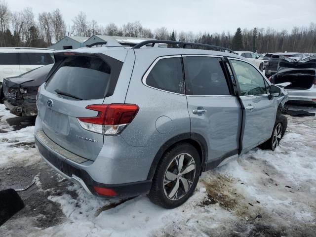  SUBARU FORESTER 2019 Srebrny
