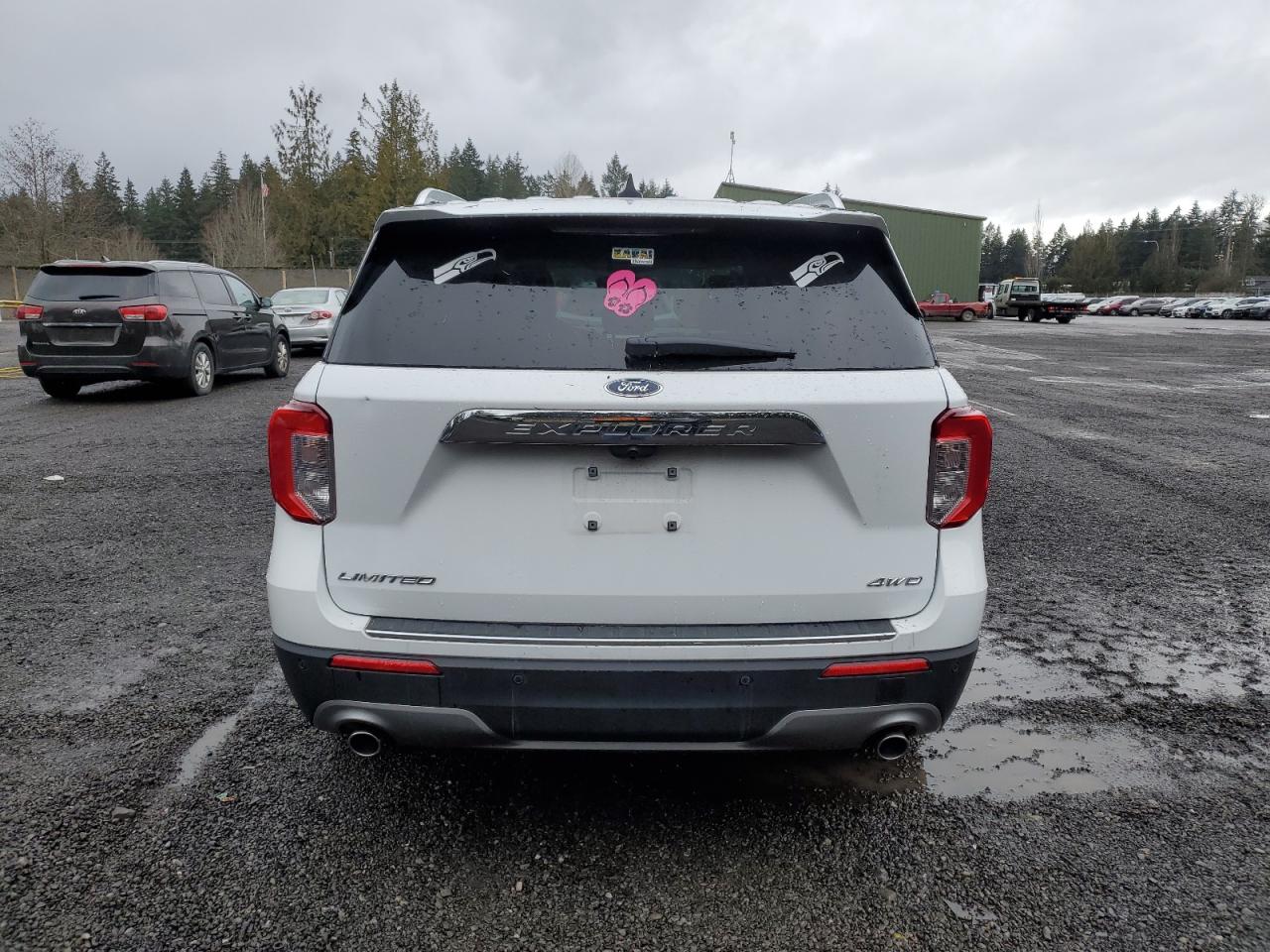 2022 Ford Explorer - Image 6