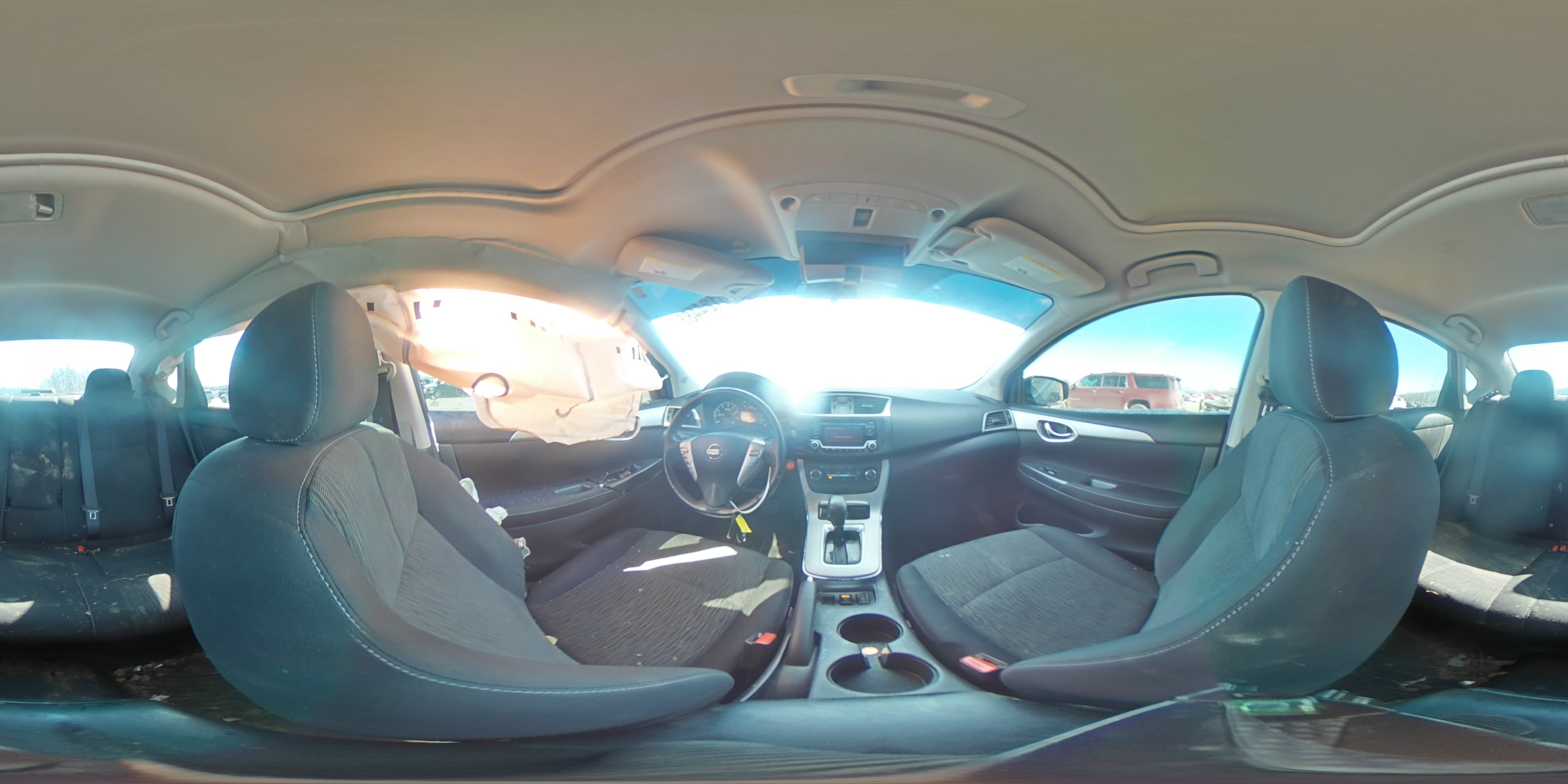 2015 Nissan Sentra - Image 13