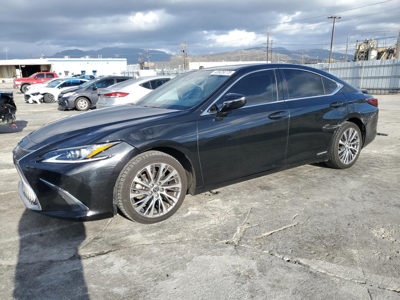2019 Lexus ES - Image 1