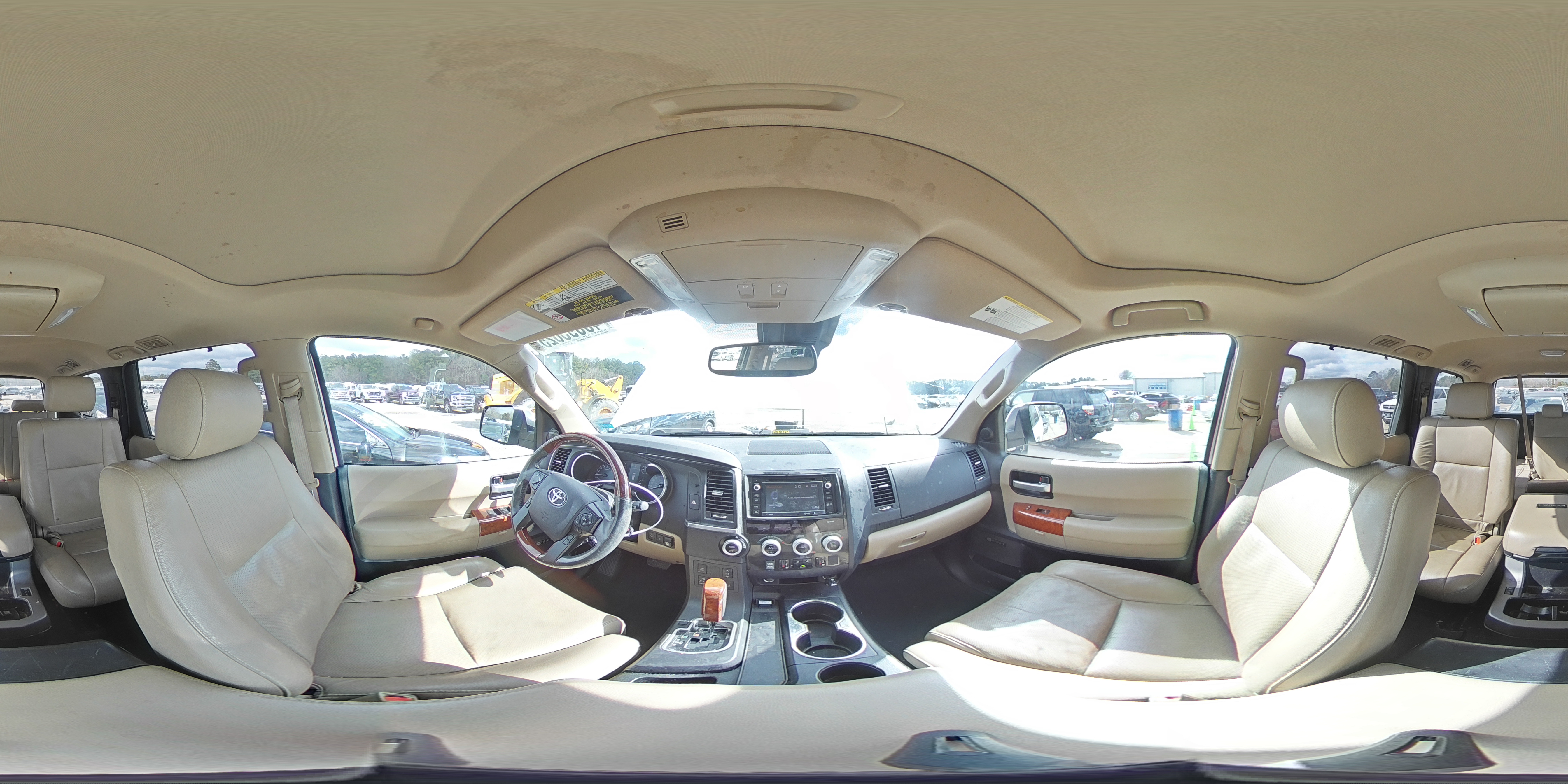 2019 Toyota Sequoia - Image 13