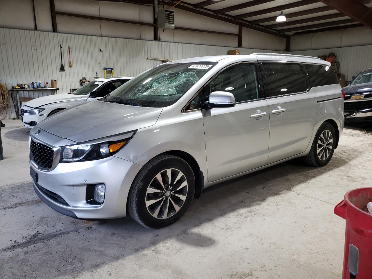 2017 Kia Sedona - Image 1