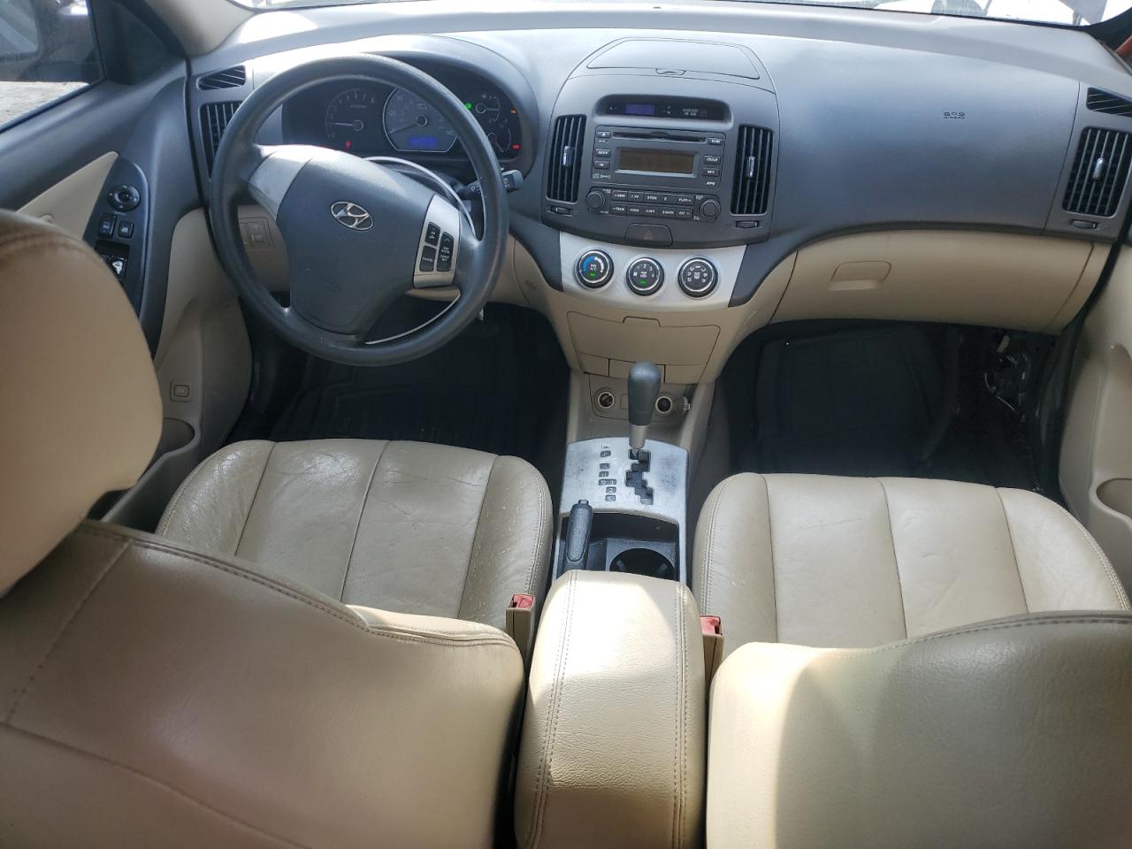 2008 Hyundai Elantra - Image 8