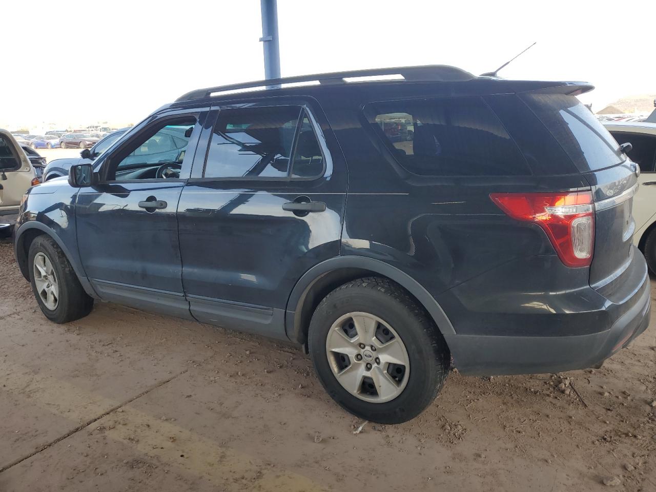 2014 Ford Explorer - Image 2