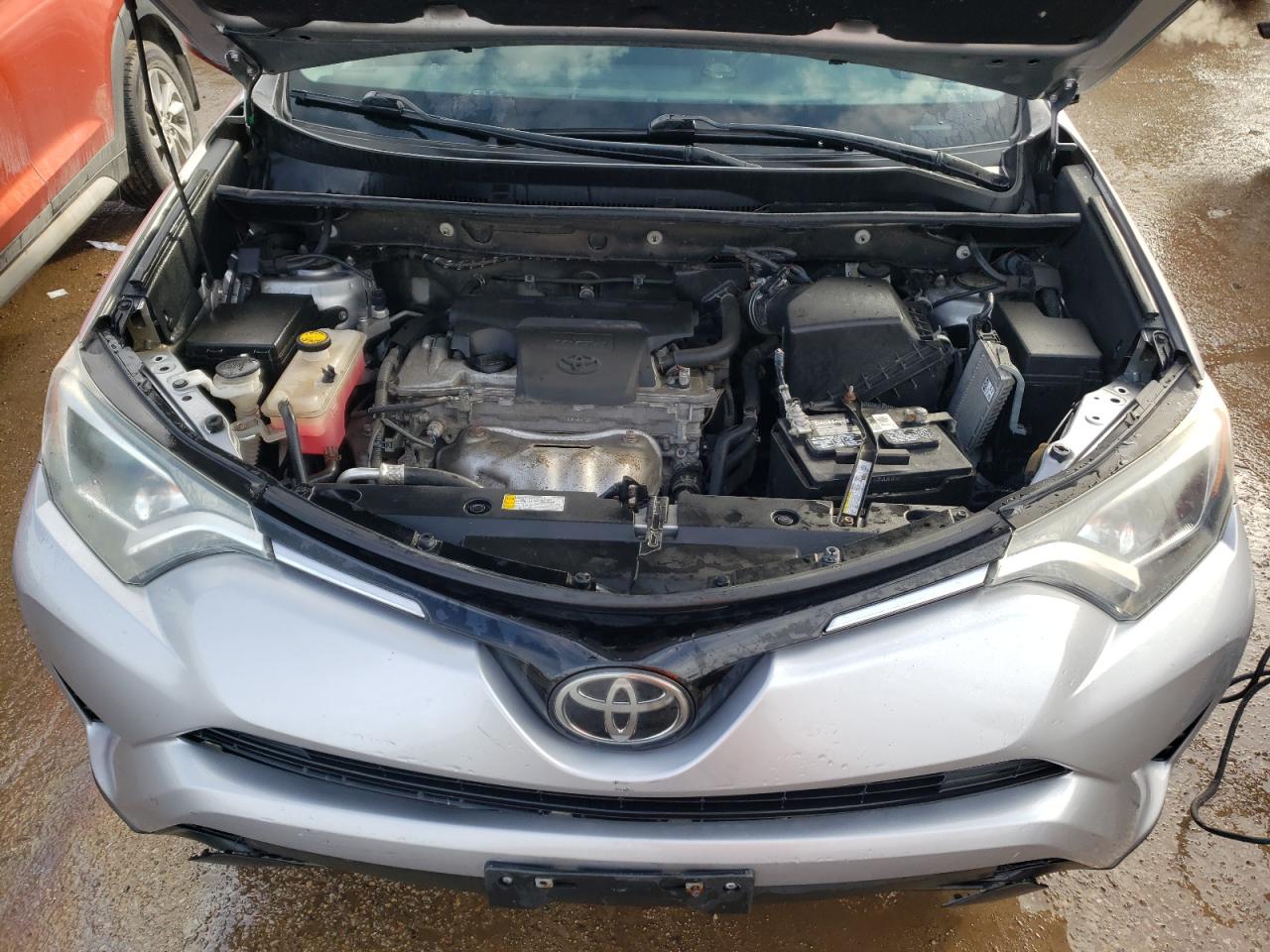 2017 Toyota RAV 4 - Image 11