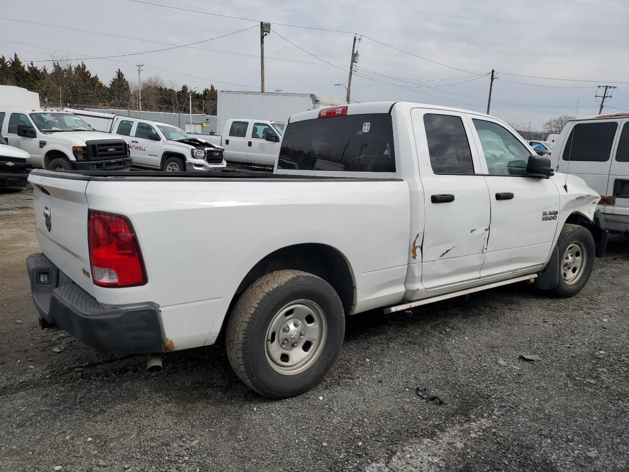 2015 RAM 1500 - Image 3
