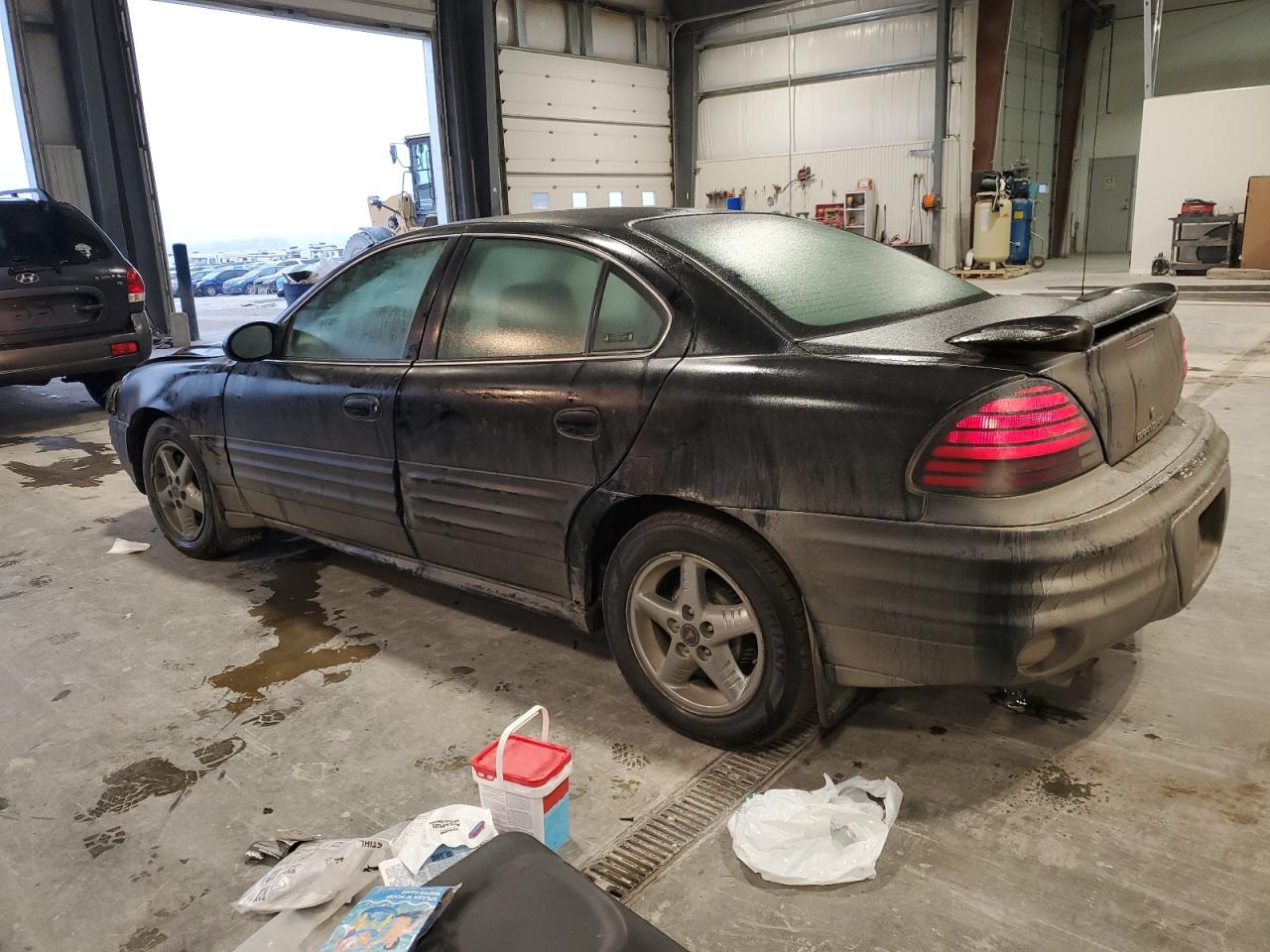 2002 Pontiac Grand AM - Image 2