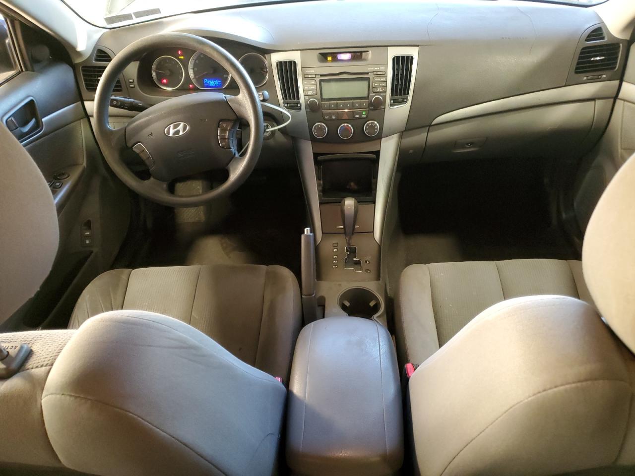 2009 Hyundai Sonata - Image 8