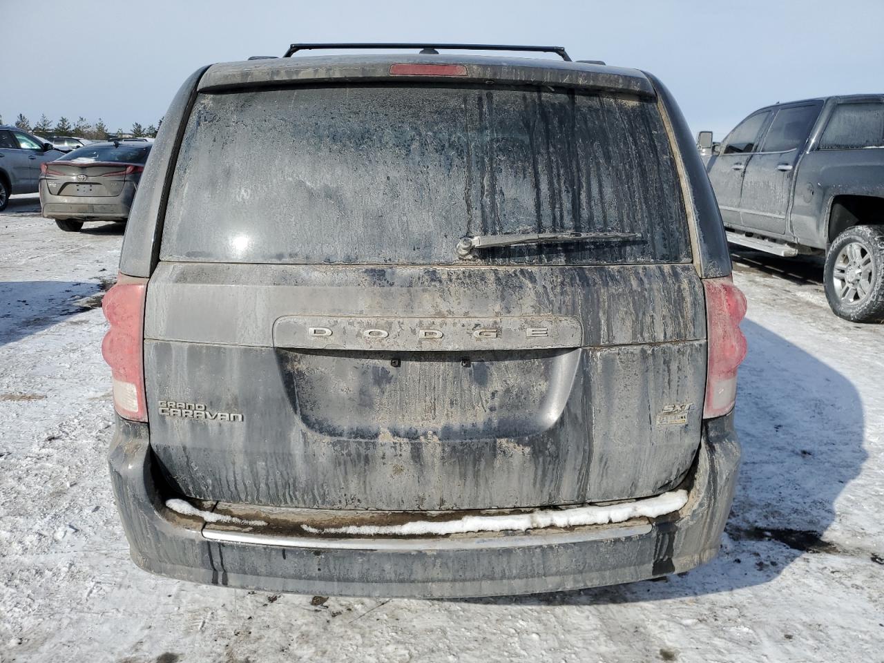 2016 Dodge Caravan - Image 6