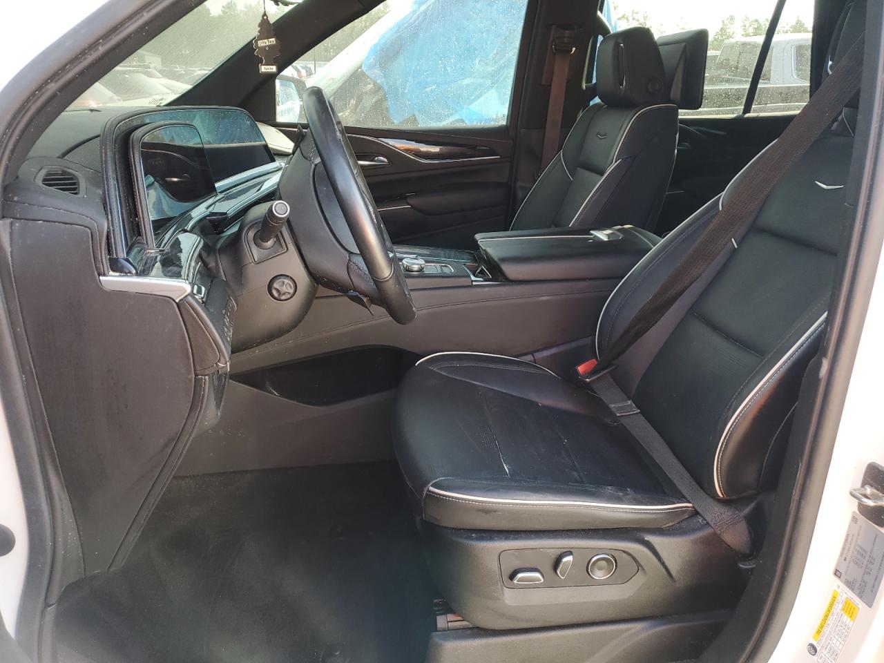 2021 Cadillac Escalade - Image 7