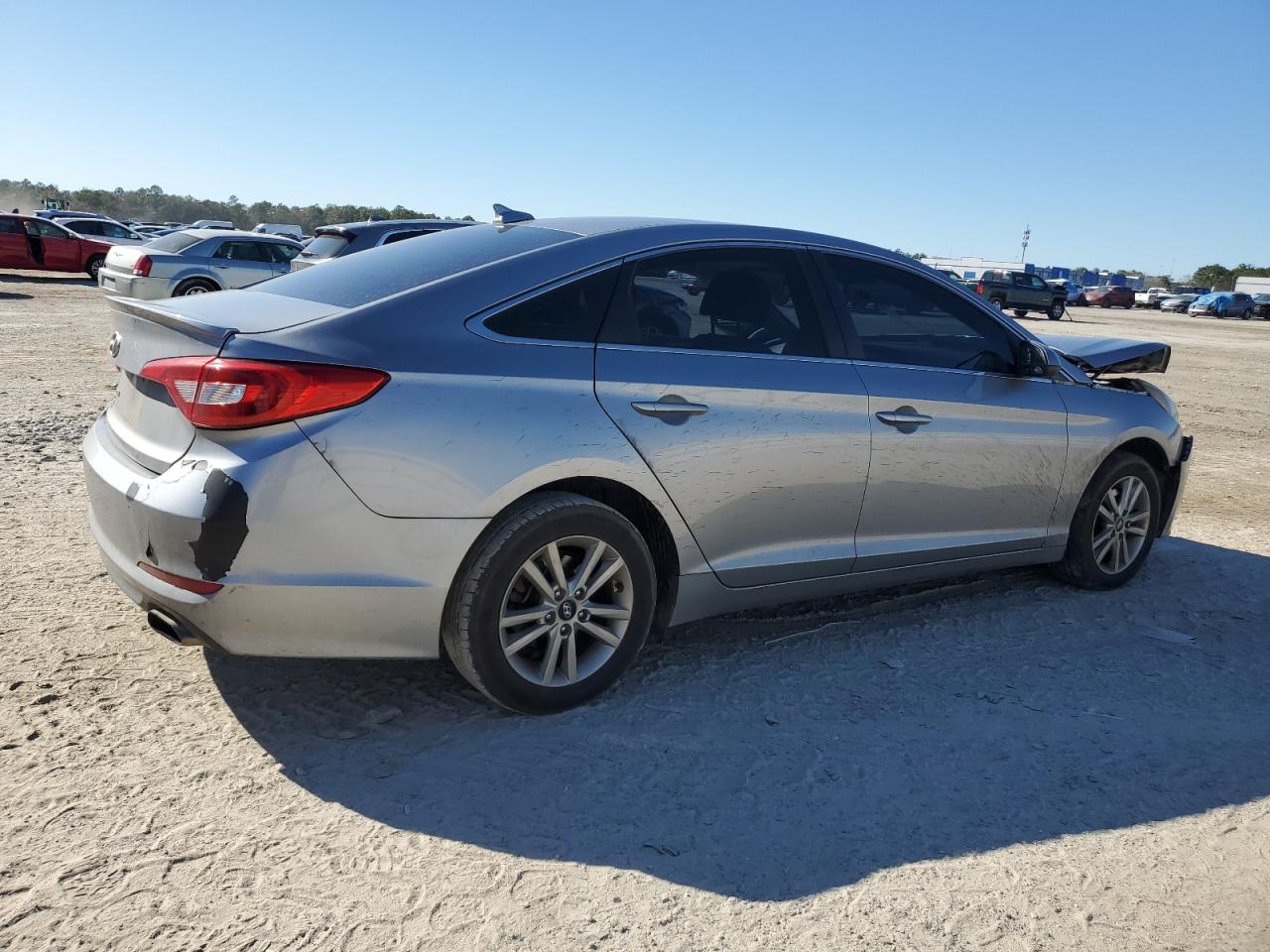 2017 Hyundai Sonata - Image 3