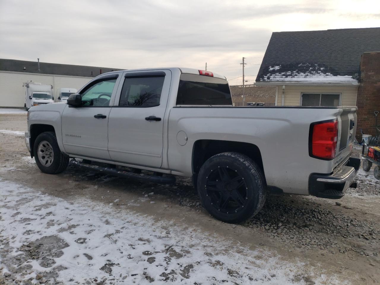 2015 Chevrolet Silverado - Image 2