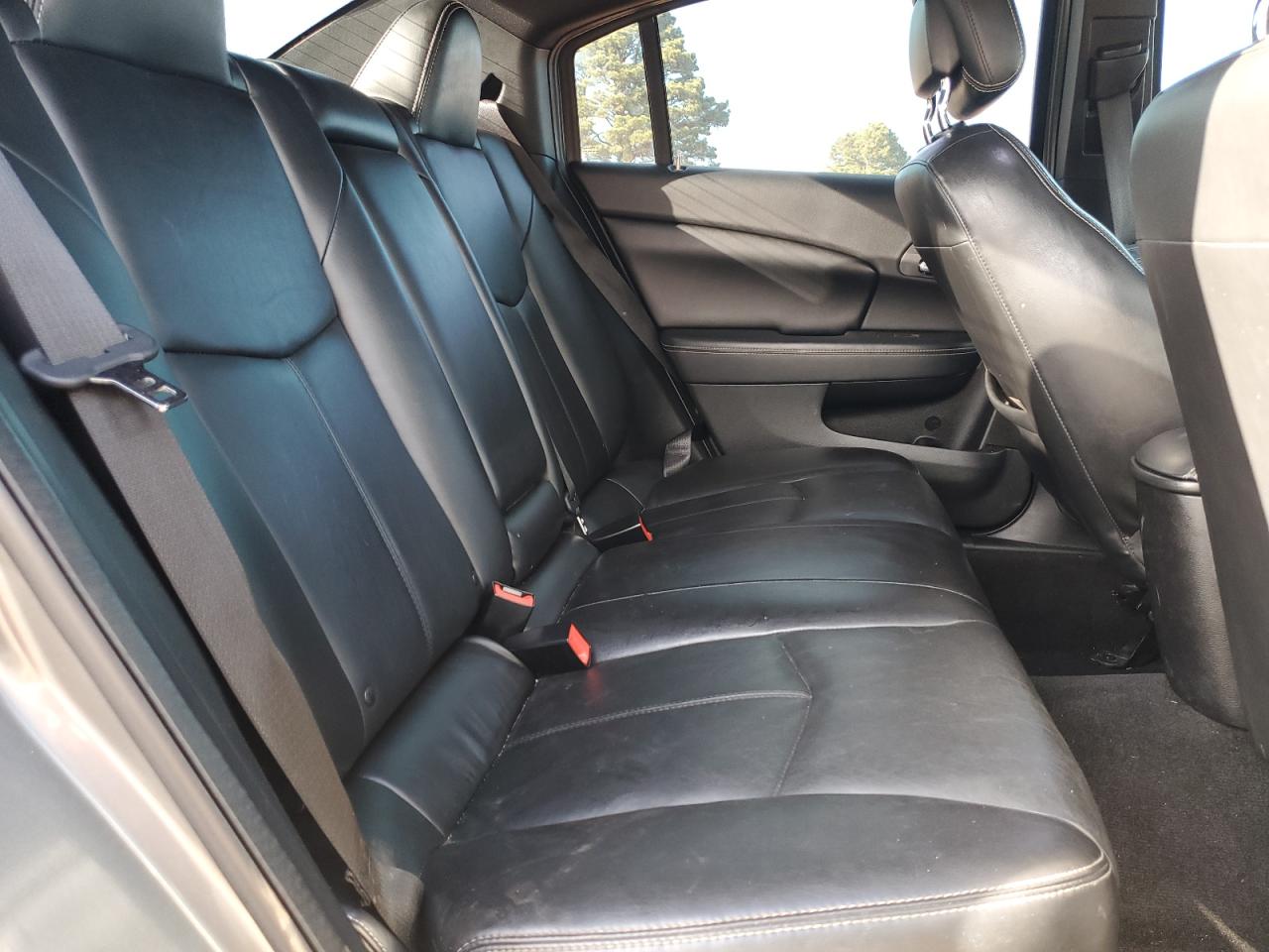 2011 Chrysler 200 - Image 10