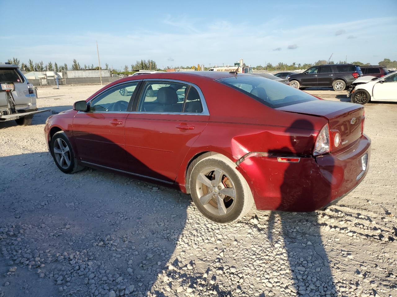 2009 Chevrolet Malibu - Image 2