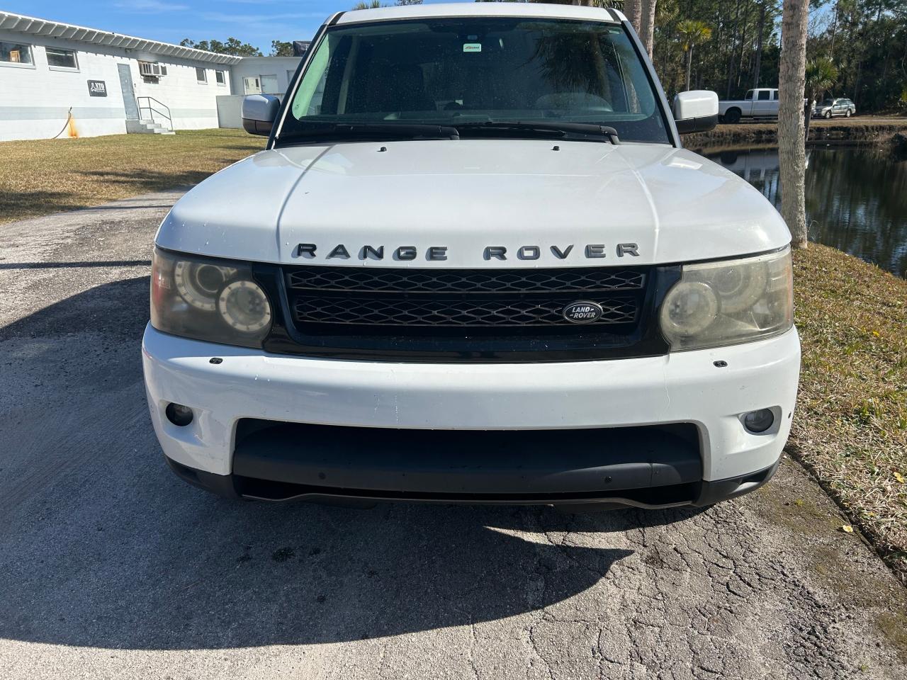 2013 Land Rover Range Rover - Image 9
