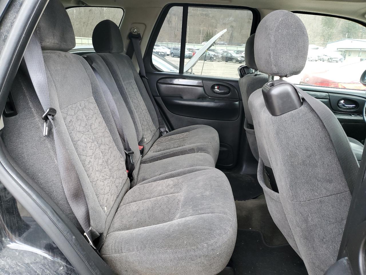 2006 GMC Envoy - Image 11