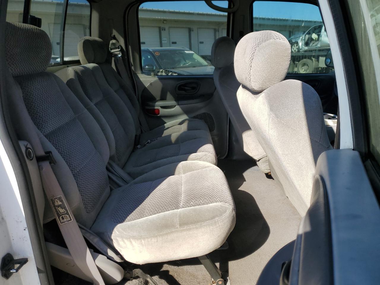 2002 Ford F-150 - Image 10