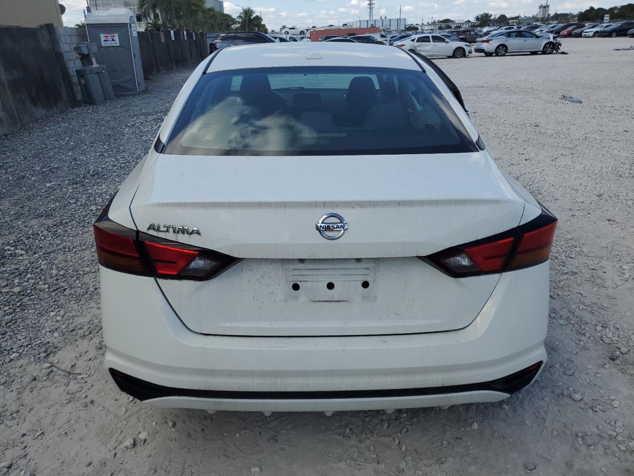 2019 Nissan Altima - Image 6