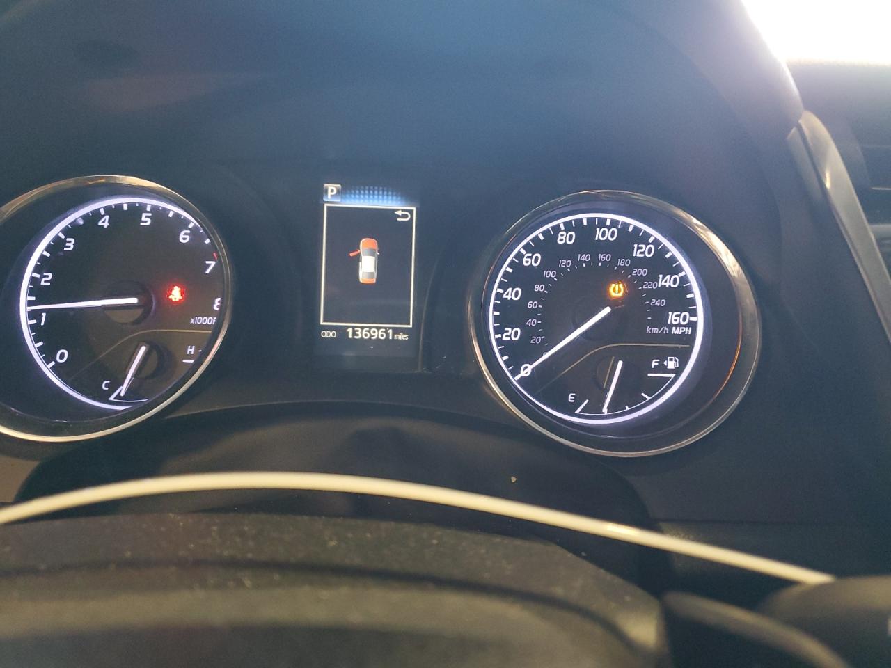 2019 Toyota Camry - Image 9