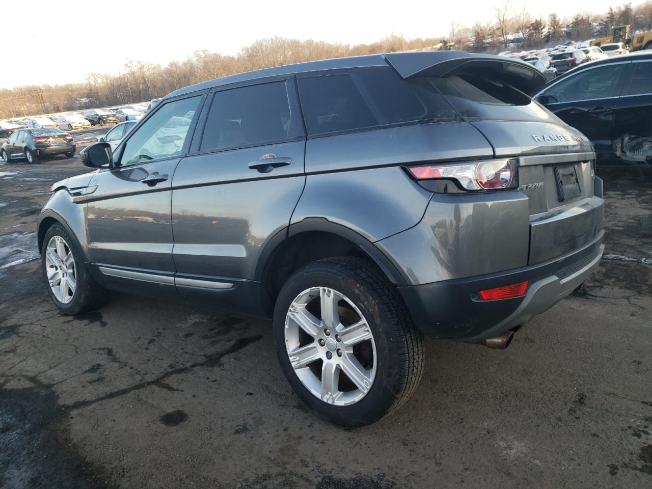 2015 Land Rover Range Rover - Image 2