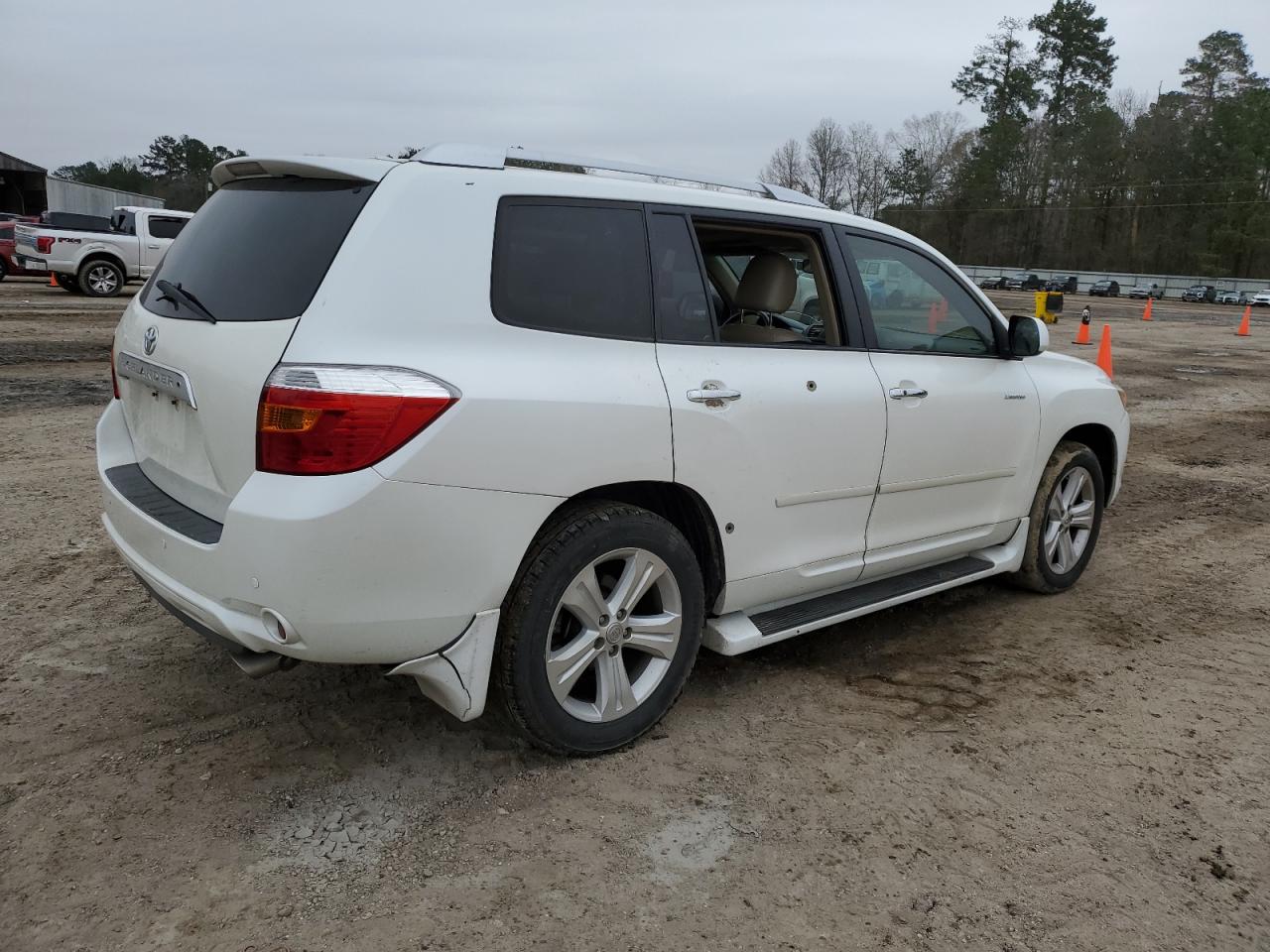 2010 Toyota Highlander - Image 3