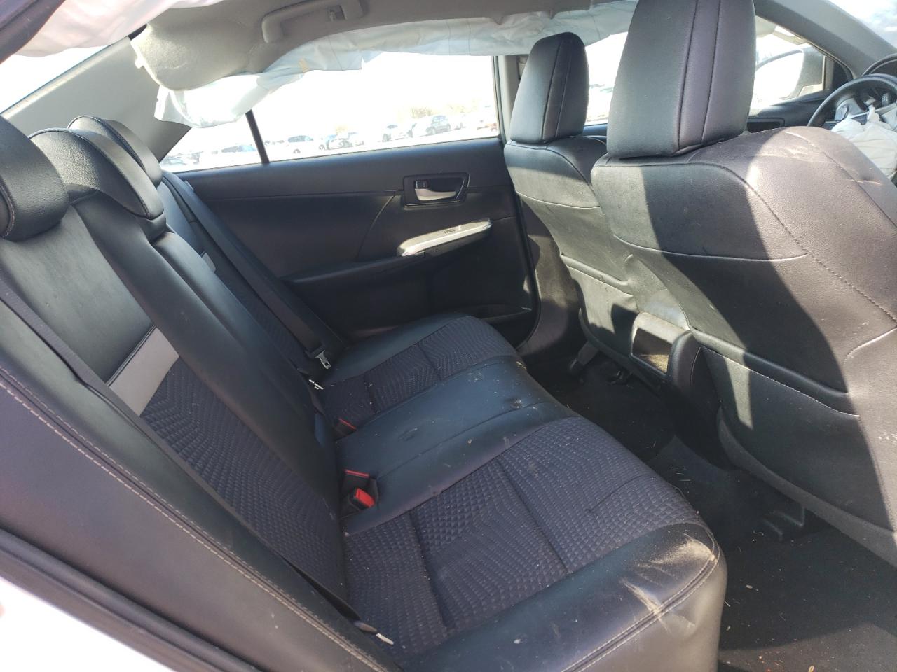2012 Toyota Camry - Image 11