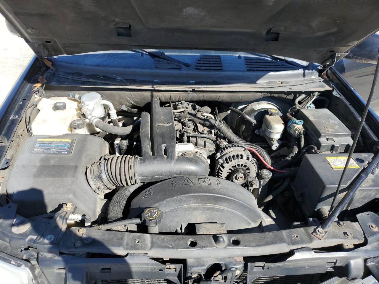 2008 GMC Envoy - Image 13
