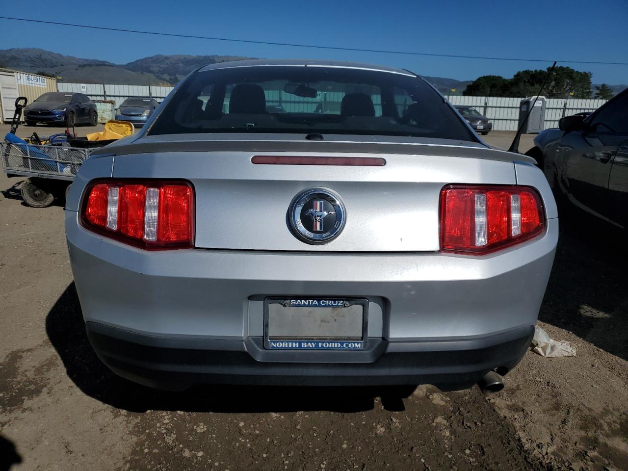 2010 Ford Mustang - Image 6