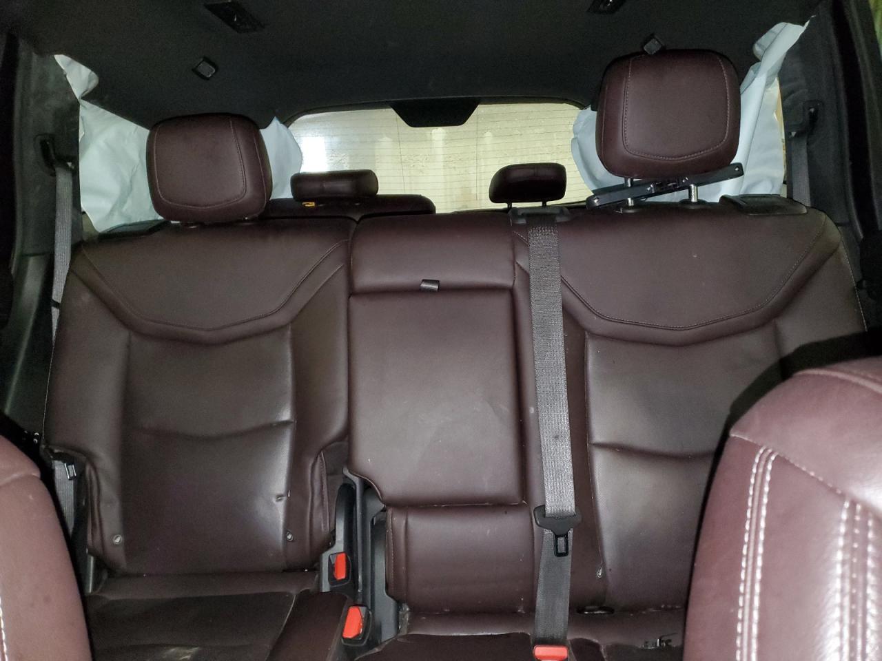 2022 Cadillac XT6 - Image 10