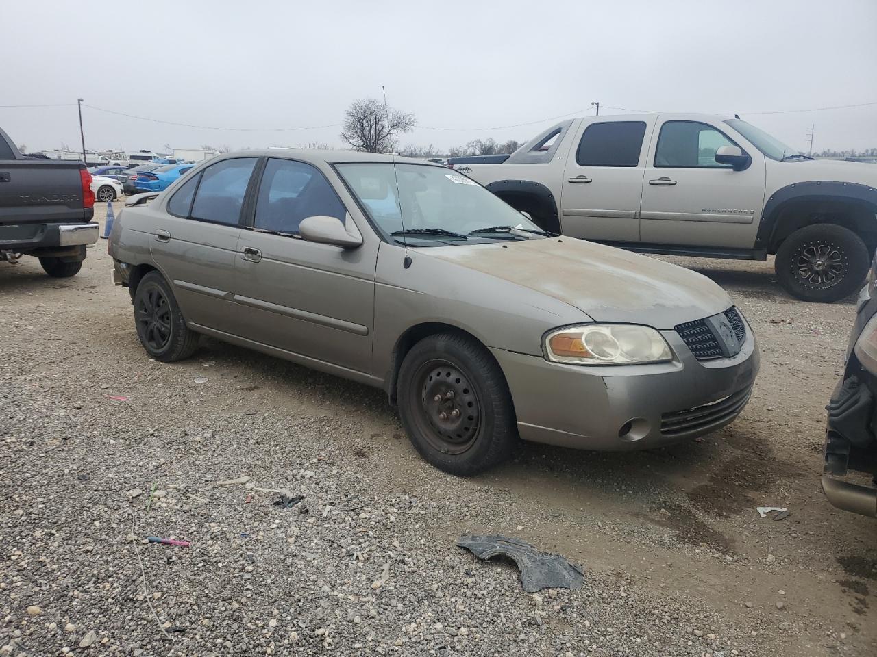 2005 Nissan Sentra - Image 4