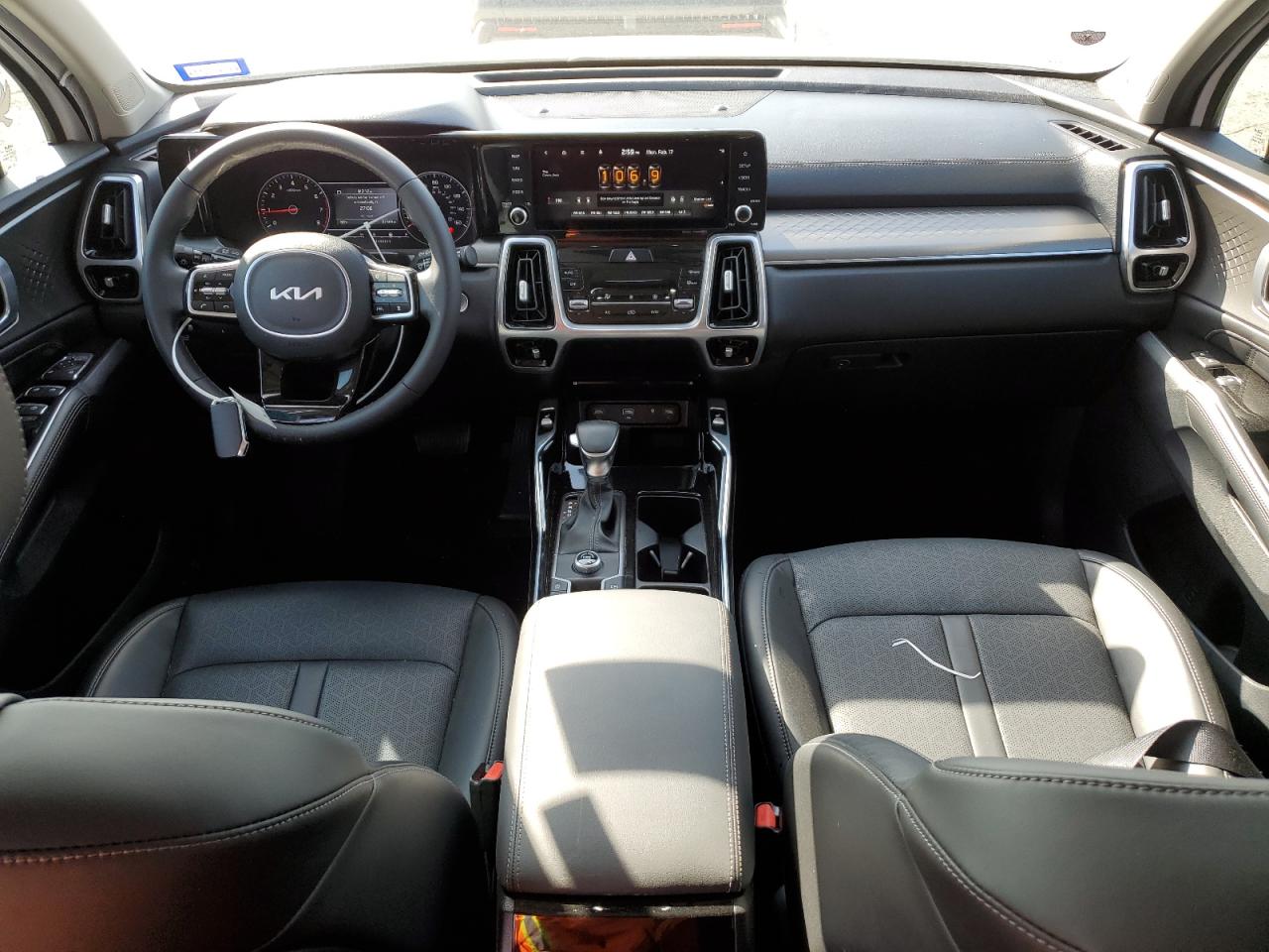 2022 Kia Sorento - Image 8