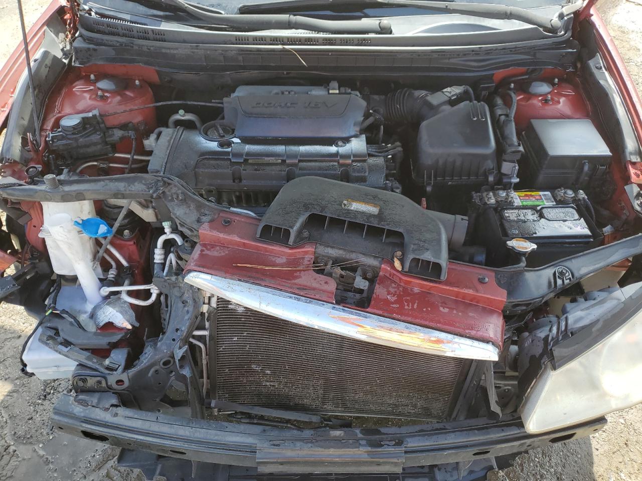 2010 Hyundai Elantra - Image 11