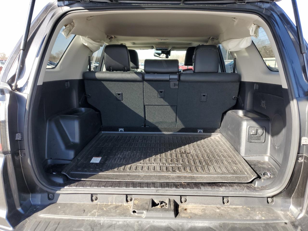 2021 Toyota 4Runner - Image 6