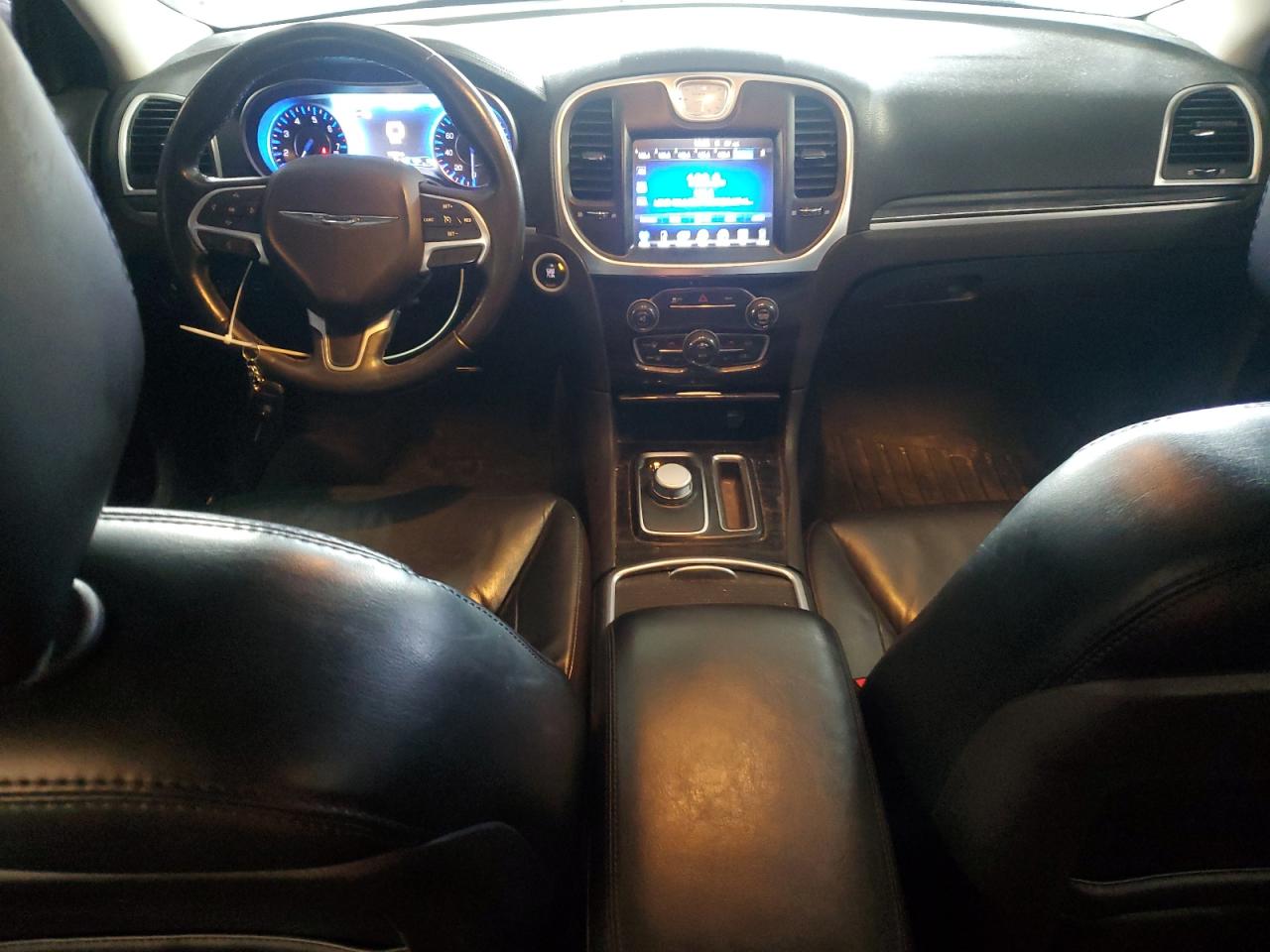 2015 Chrysler 300 - Image 8