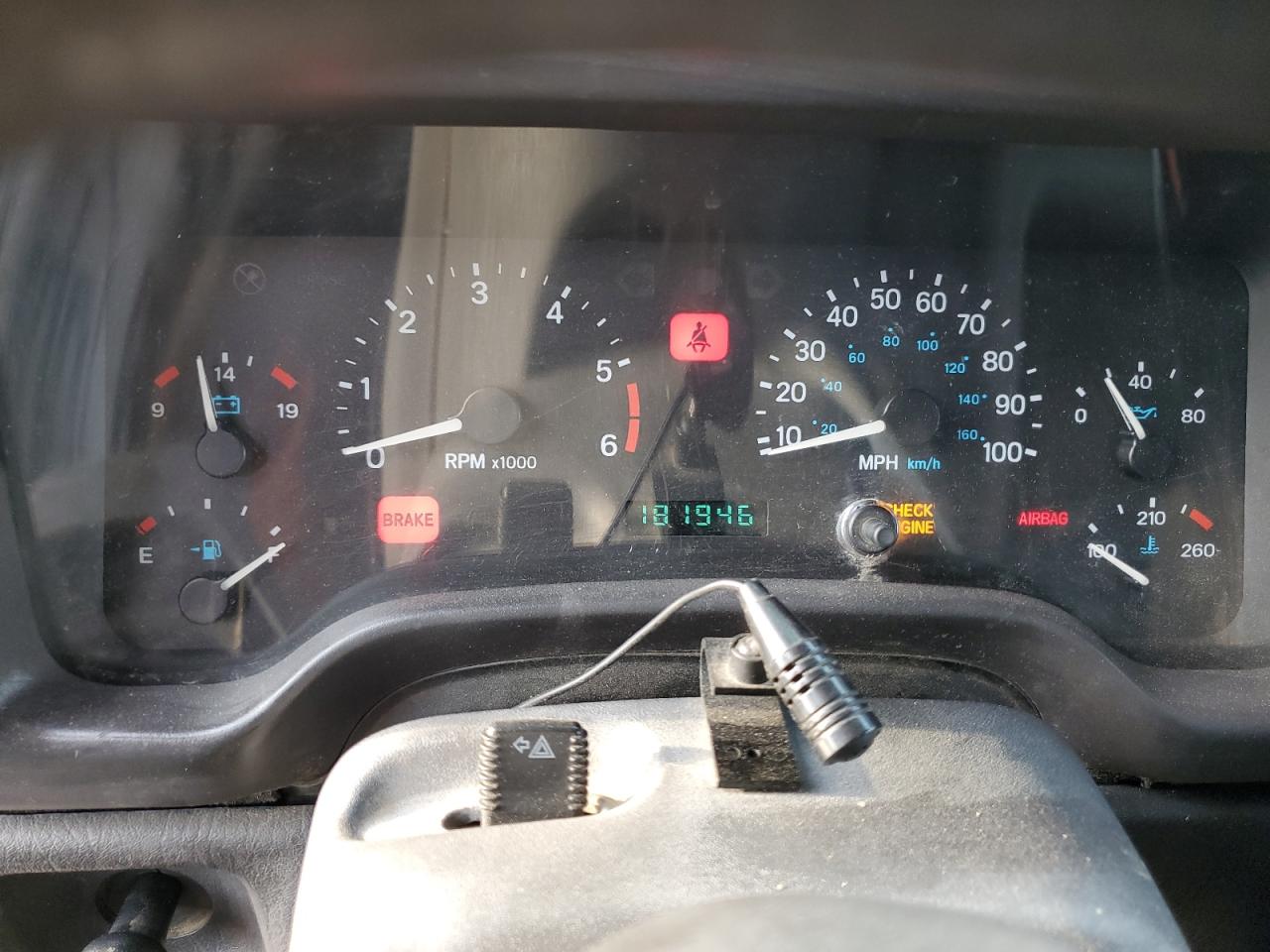 1999 Jeep Wrangler - Image 9