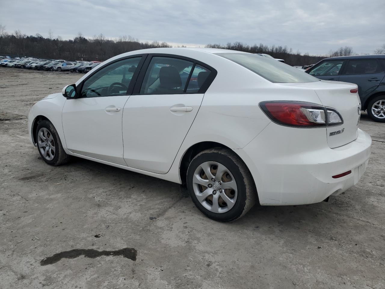 2013 Mazda 3 - Image 2