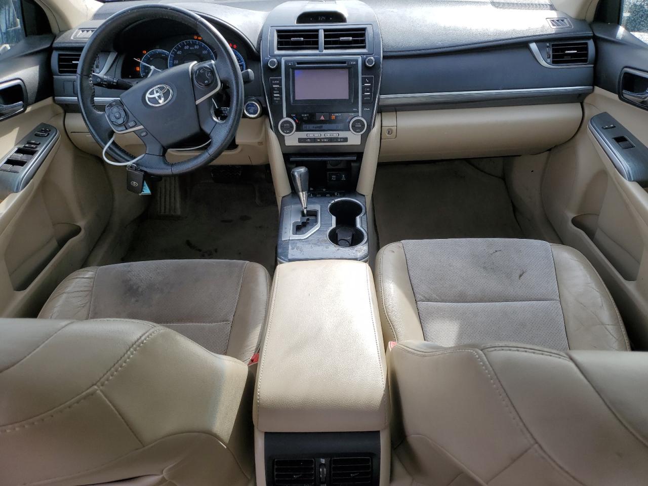 2012 Toyota Camry - Image 8