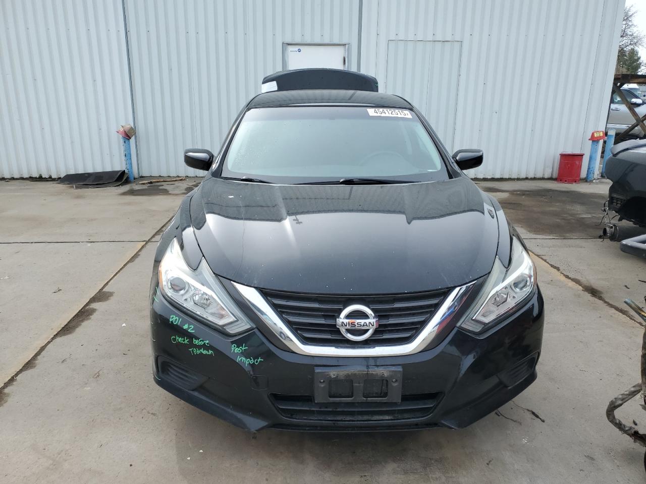 2016 Nissan Altima - Image 5