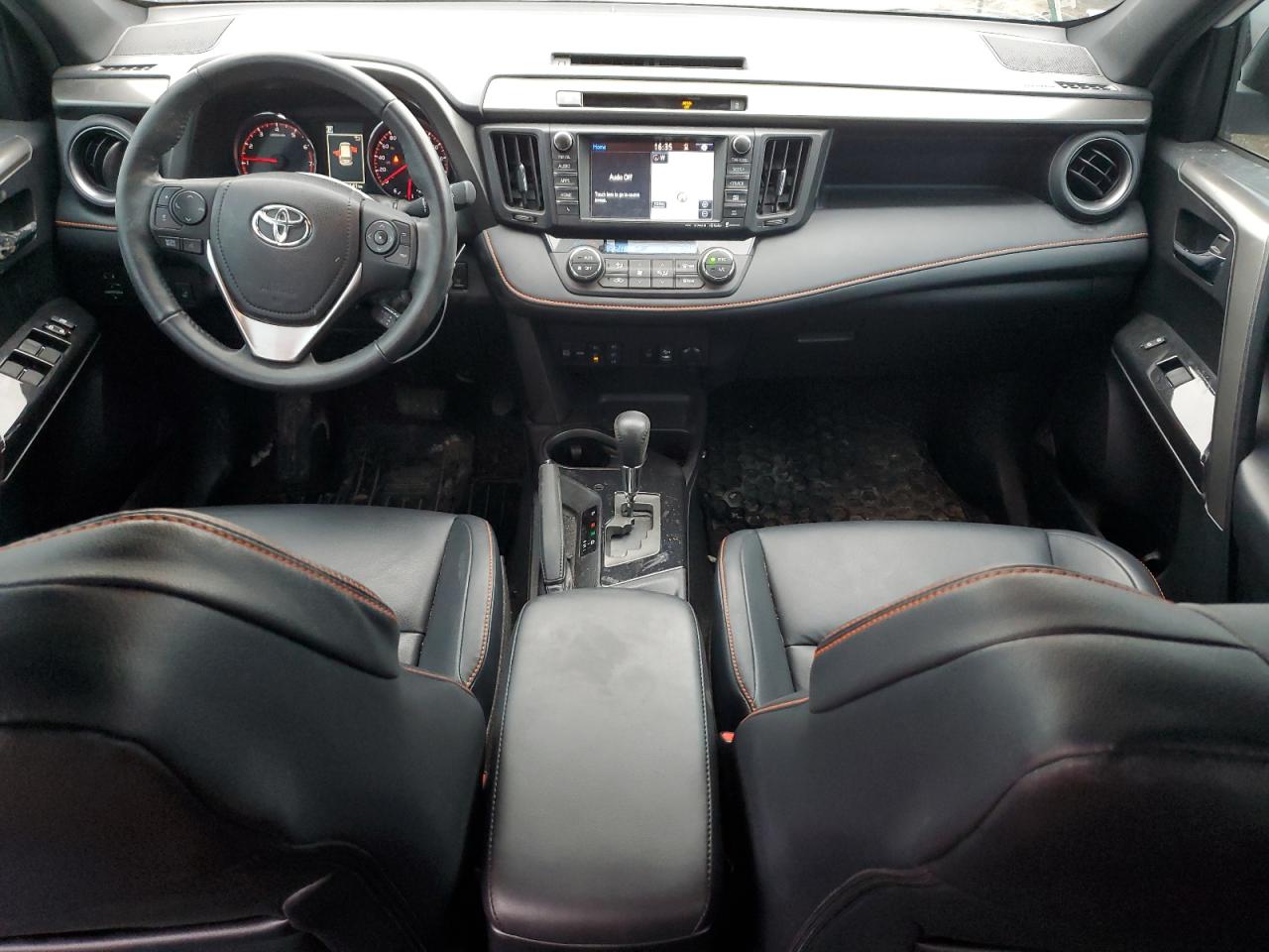 2016 Toyota RAV 4 - Image 8
