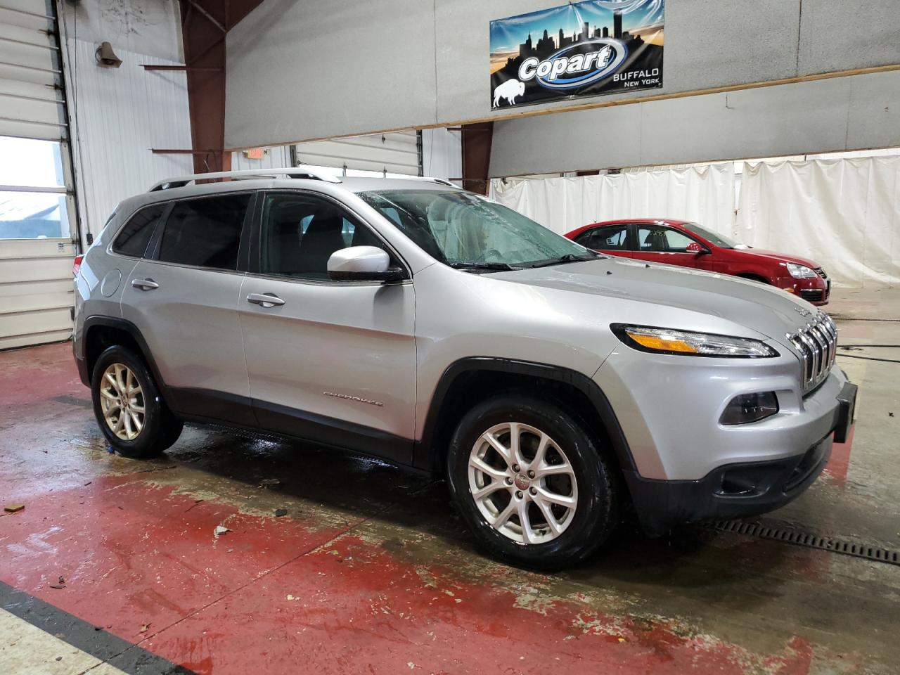 2015 Jeep Grand Cherokee - Image 4