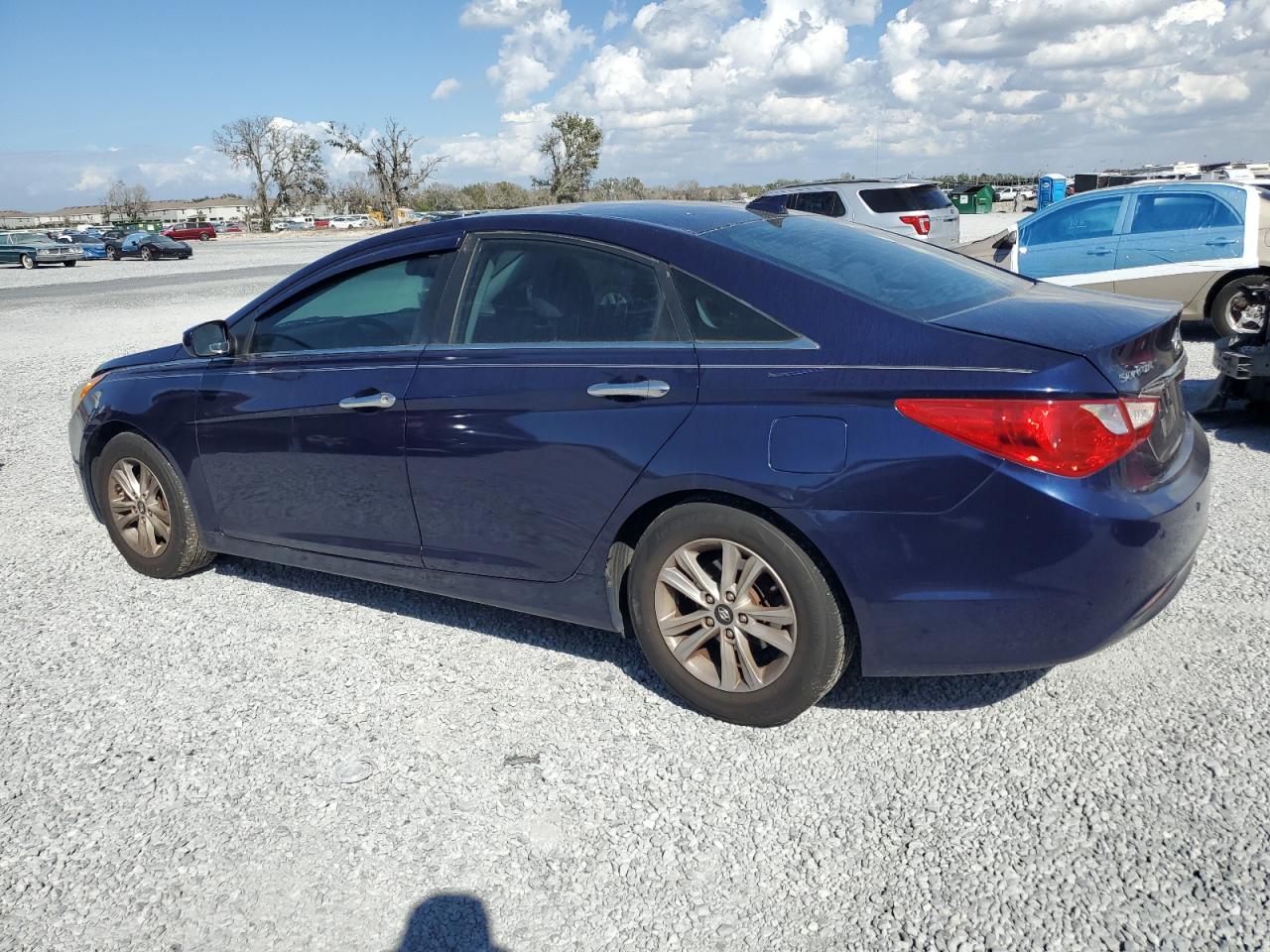 2012 Hyundai Sonata - Image 2
