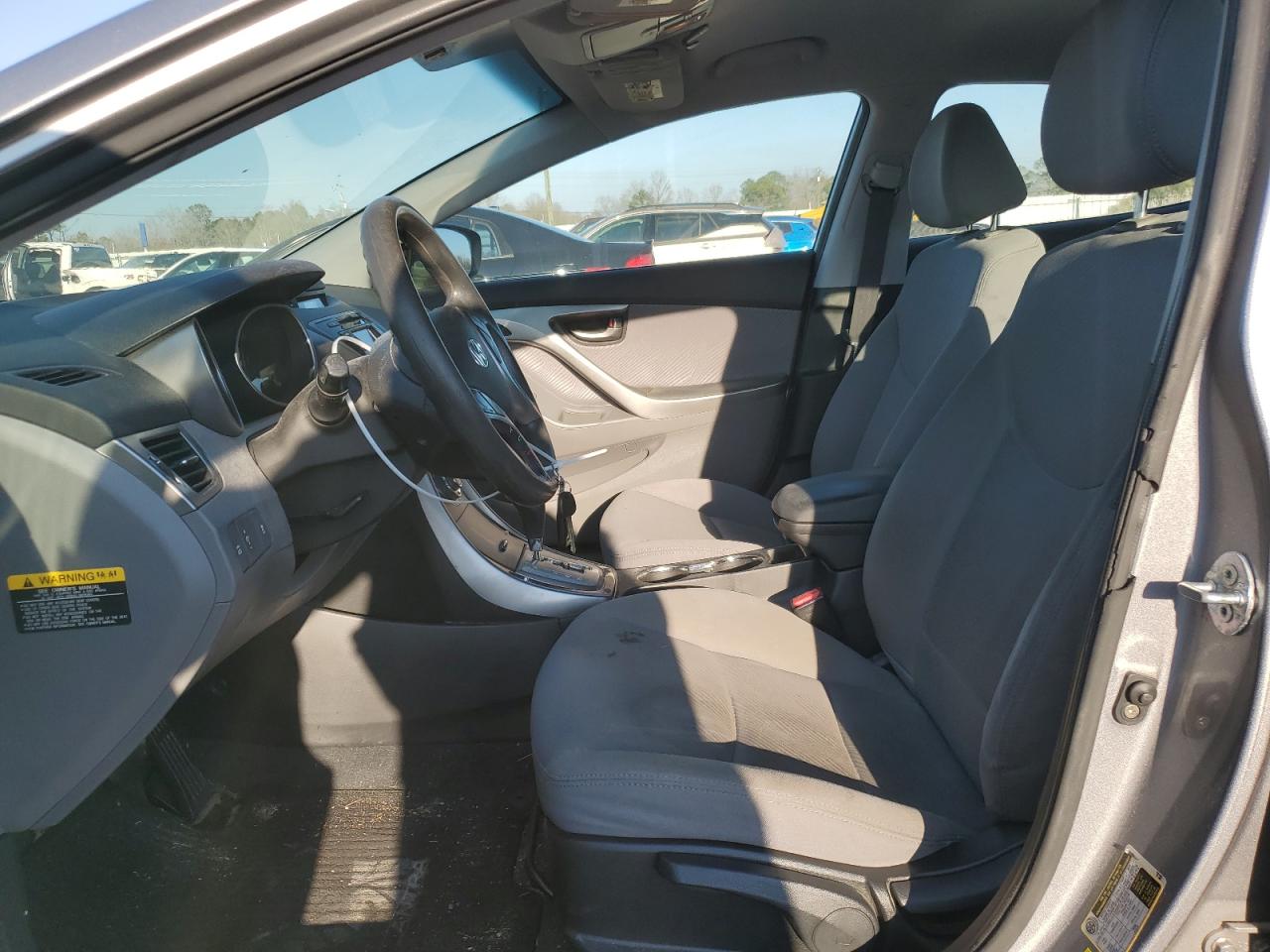 2013 Hyundai Elantra - Image 7