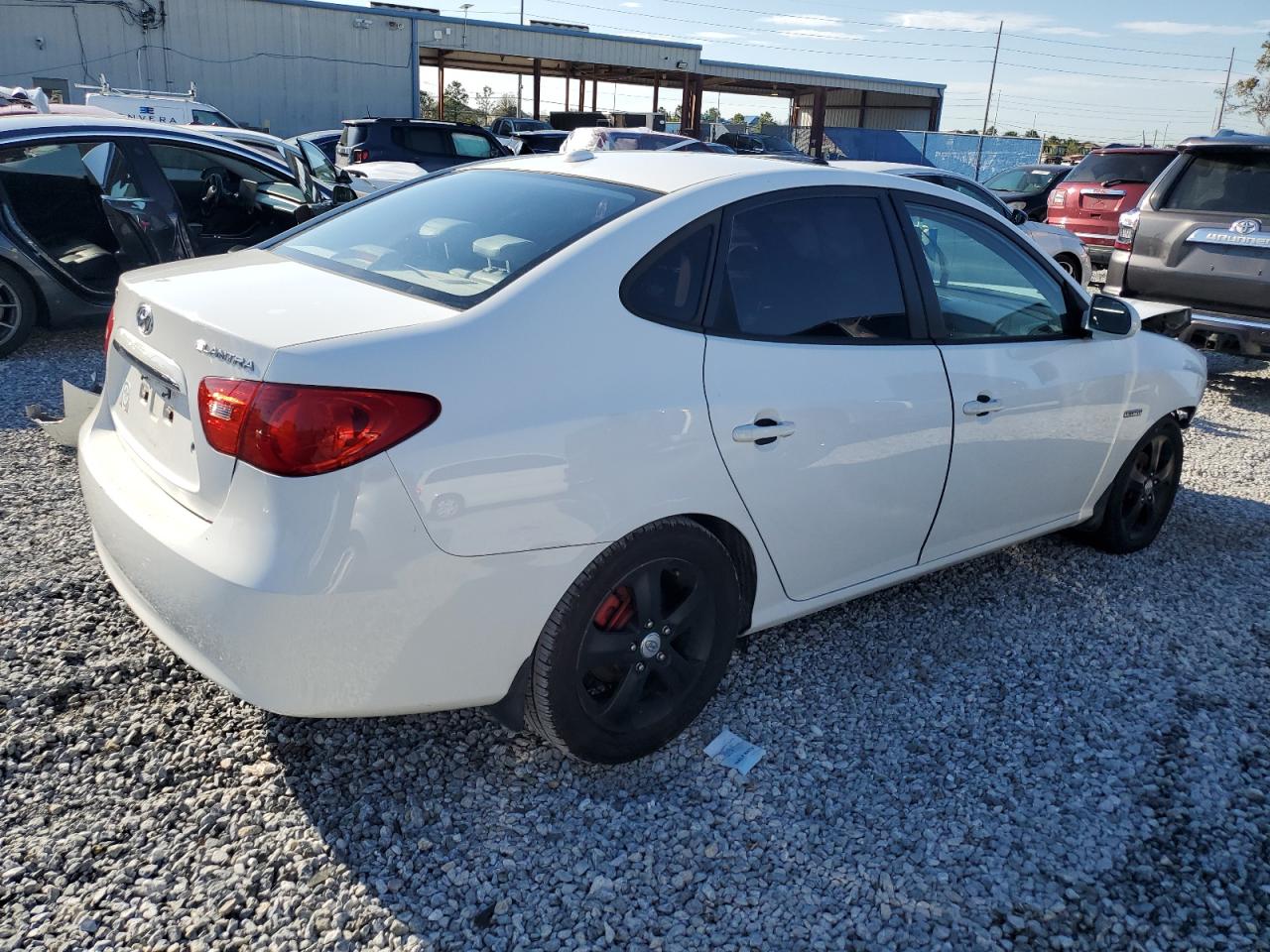 2007 Hyundai Elantra - Image 3
