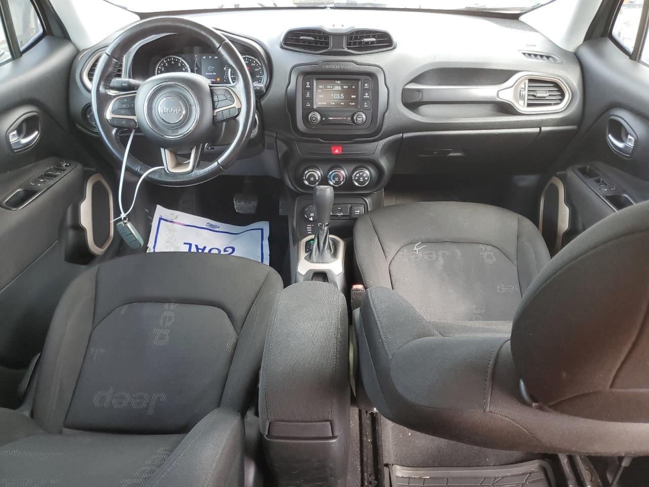 2017 Jeep Renegade - Image 8